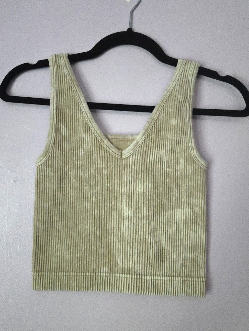 Zenana L/XL V-Neck Ribbed Tank Top